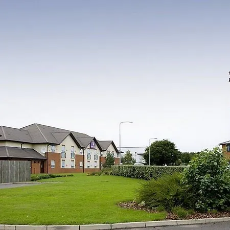Premier Inn Norwich Airport-3